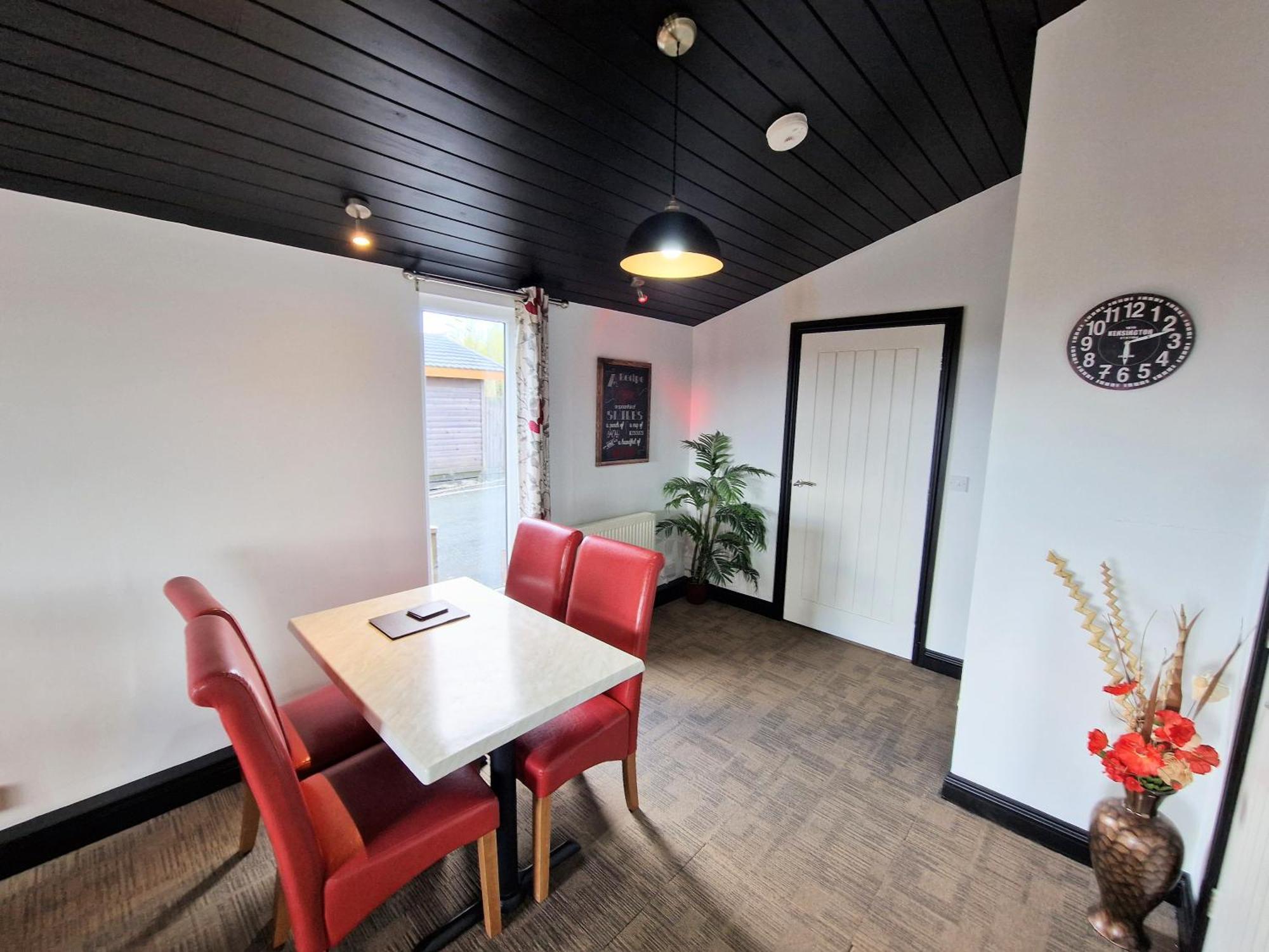 Ochil 9 With Private Hot Tub - Fife - Loch Leven - Lomond Hills - Pet Friendly Villa Kelty Екстериор снимка