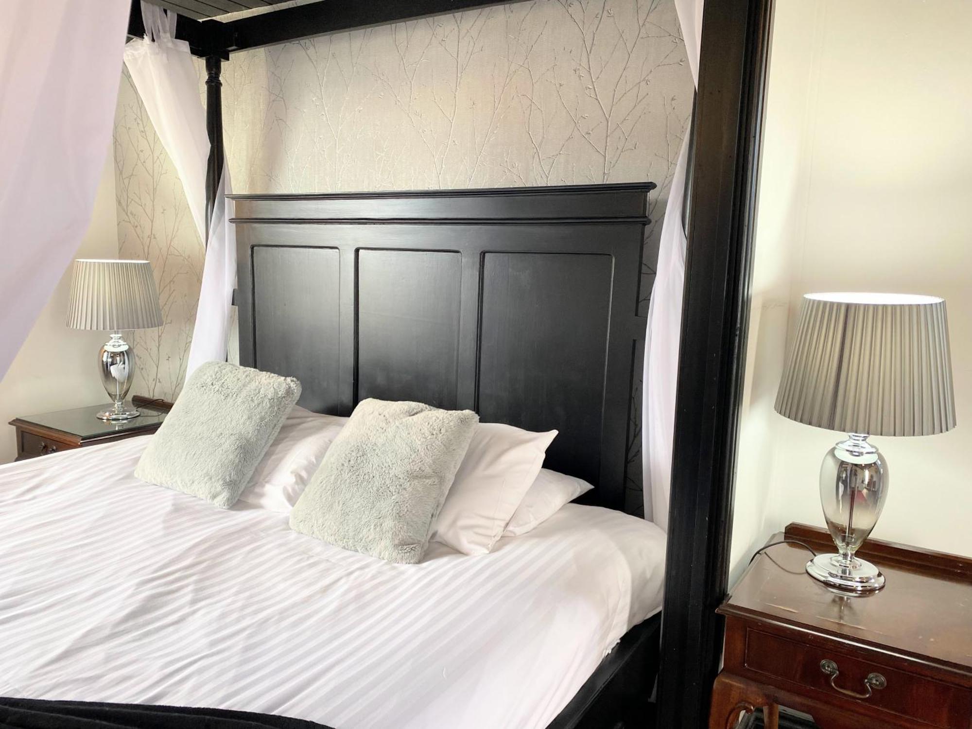 Ochil 9 With Private Hot Tub - Fife - Loch Leven - Lomond Hills - Pet Friendly Villa Kelty Екстериор снимка